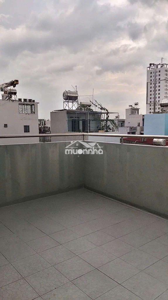 Phòng trống 30m2, có cửa sổ , wc riêng,  gần trường thpt nguyễn trãi - 2