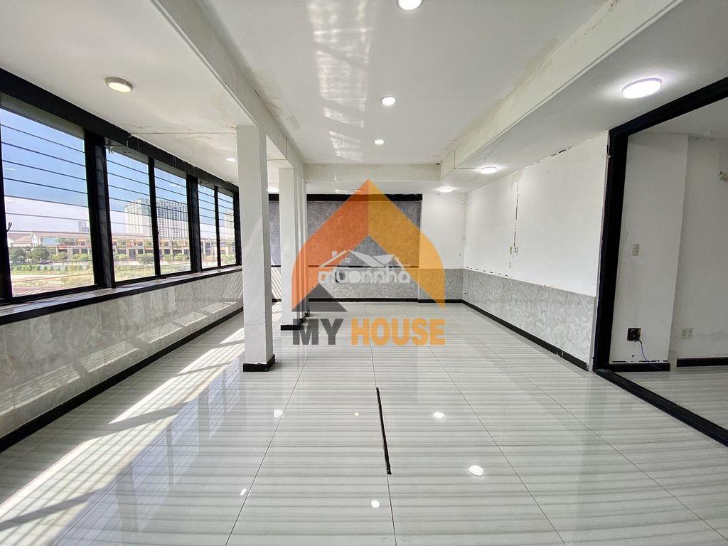 Aloooo..toà nhà khổng lồ ngay chi cục thuế an phú-q2 600m2 sàn - 2