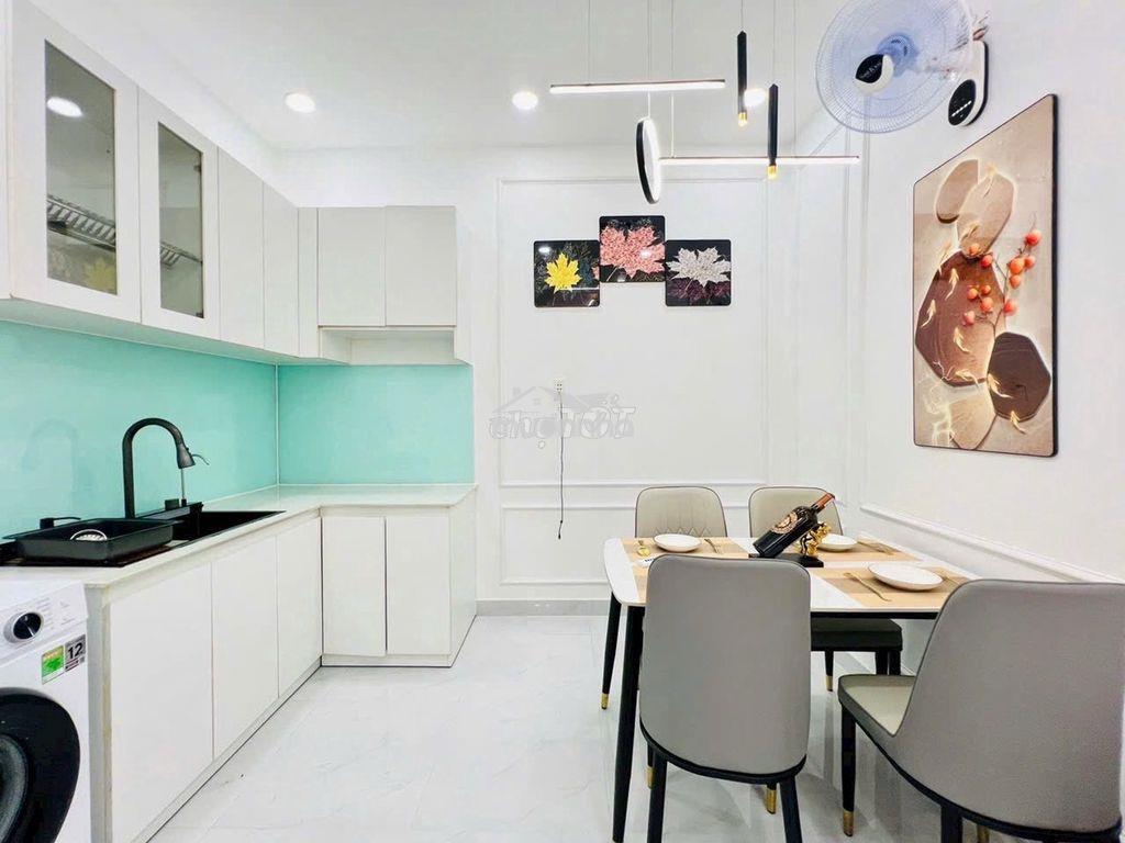 Nhà đẹp trục đường nguyễn kiệm - dtsd 50m2 - 4