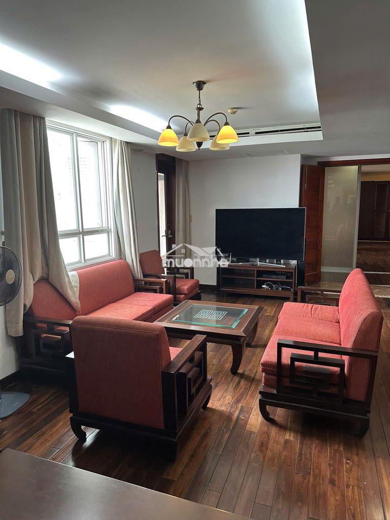 Cho thuê penthouse sân vườn view sông – cao ốc bmc quận 1