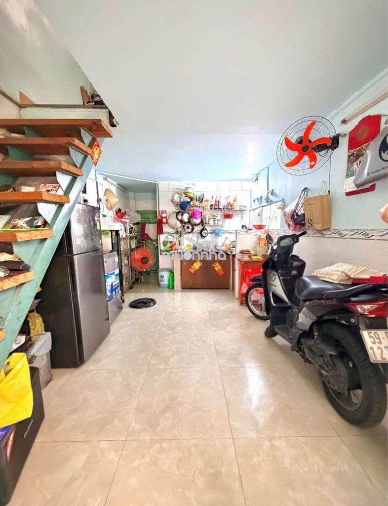 Nhỉnh 2tỏi có nhà 3tầng shr chính chủ hoàn công đầy đủ công chứng ngay - 3