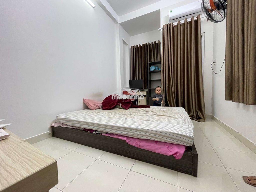 Bán nhà 4 tầng ở p11 - 42m² - 4pn - nhỉnh 5 tỷ - 4