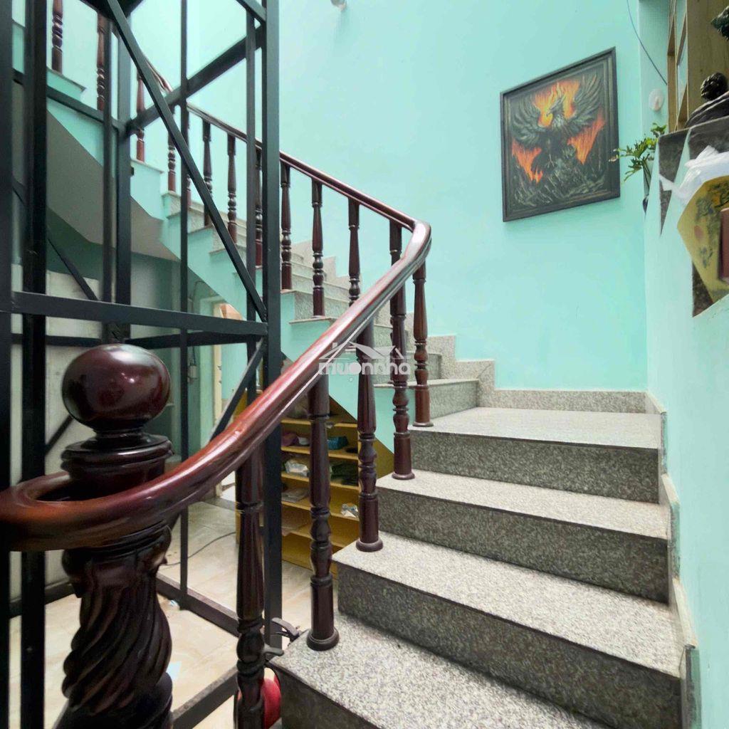 Cần bán gấp nhà hiện đang cho thuê - 4
