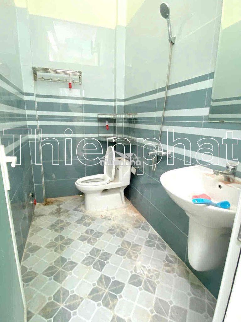 Nguyên căn hẻm ba gác trần xuân soạn 240m2 - 4