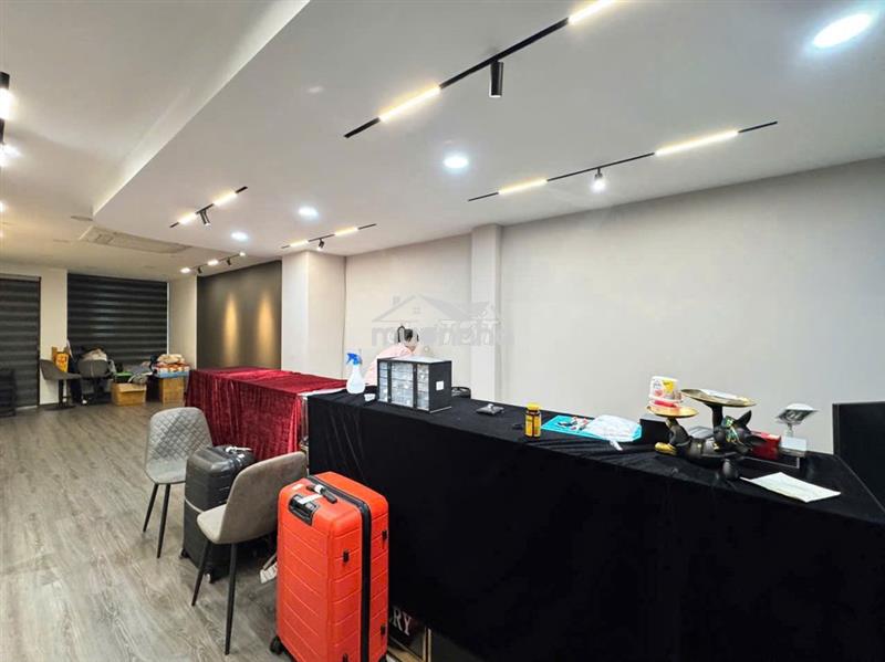Hhmg 2%-nhà 489a/23/29 huỳnh văn bánh, nhà 5 tầng mới