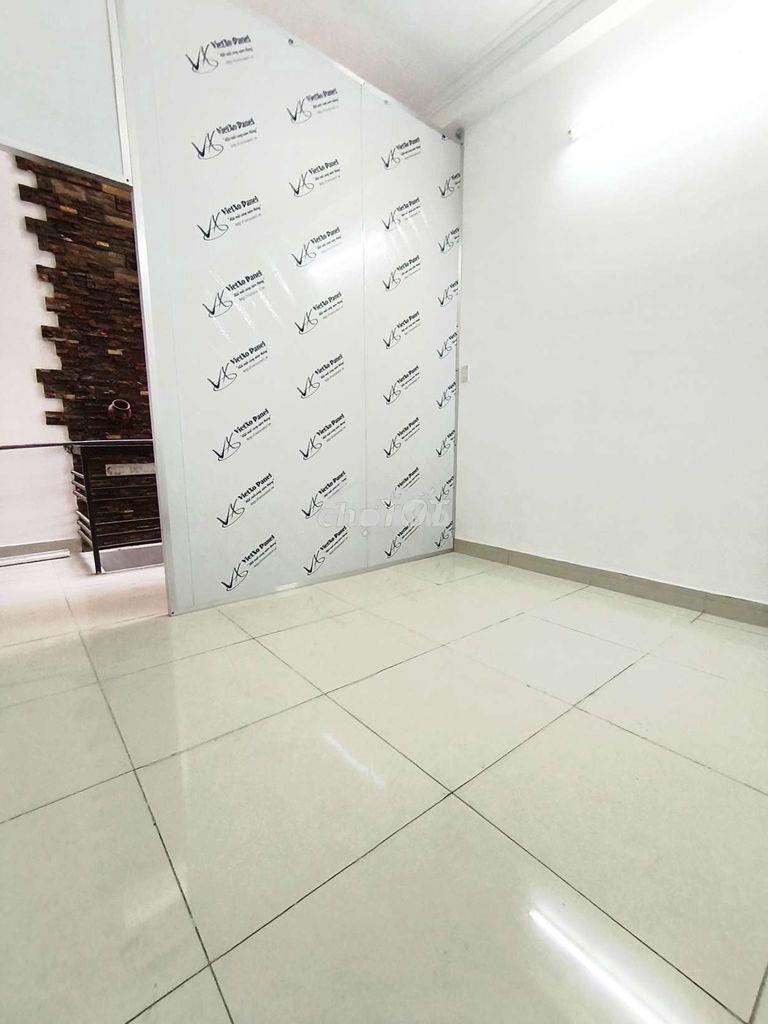 Siêu phẩm 2pn ban công, ml gần chợ đầu mối - 2