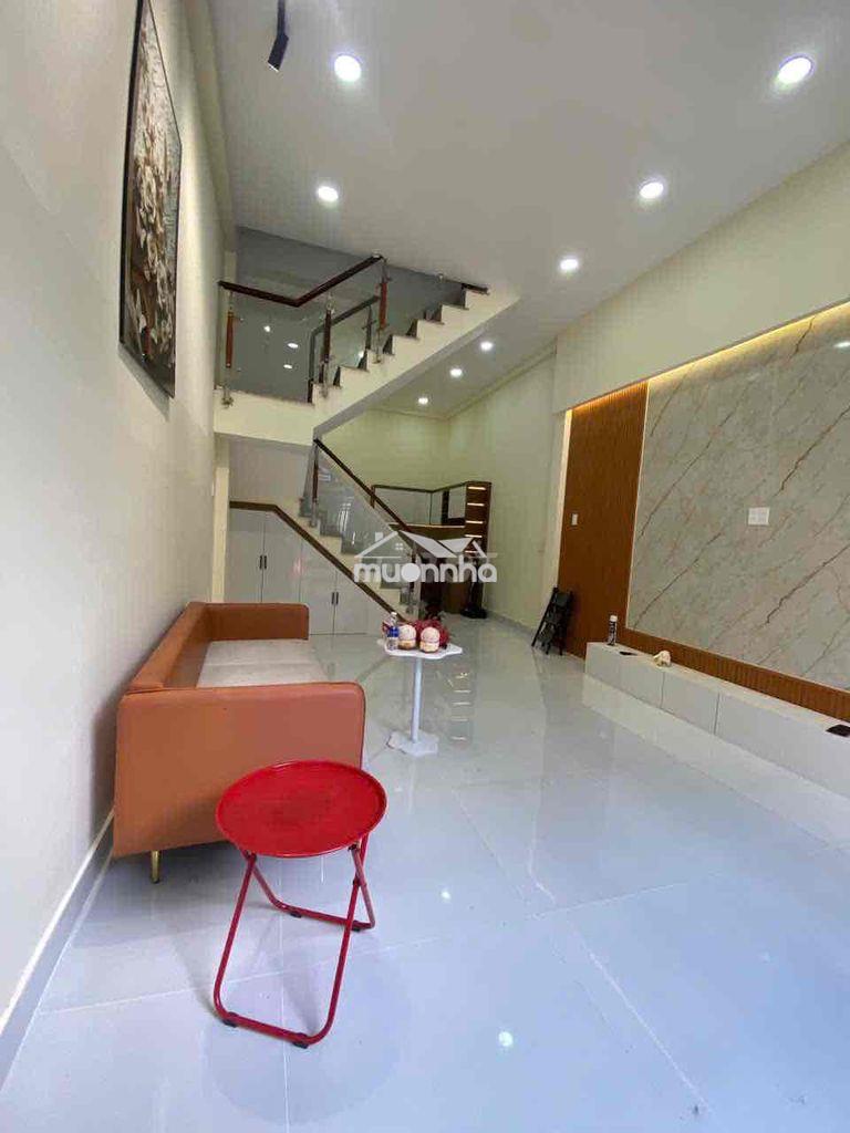 Nhà đẹp, thoáng mát, đầy đủ nội thất, hẻm xe hơi - 2
