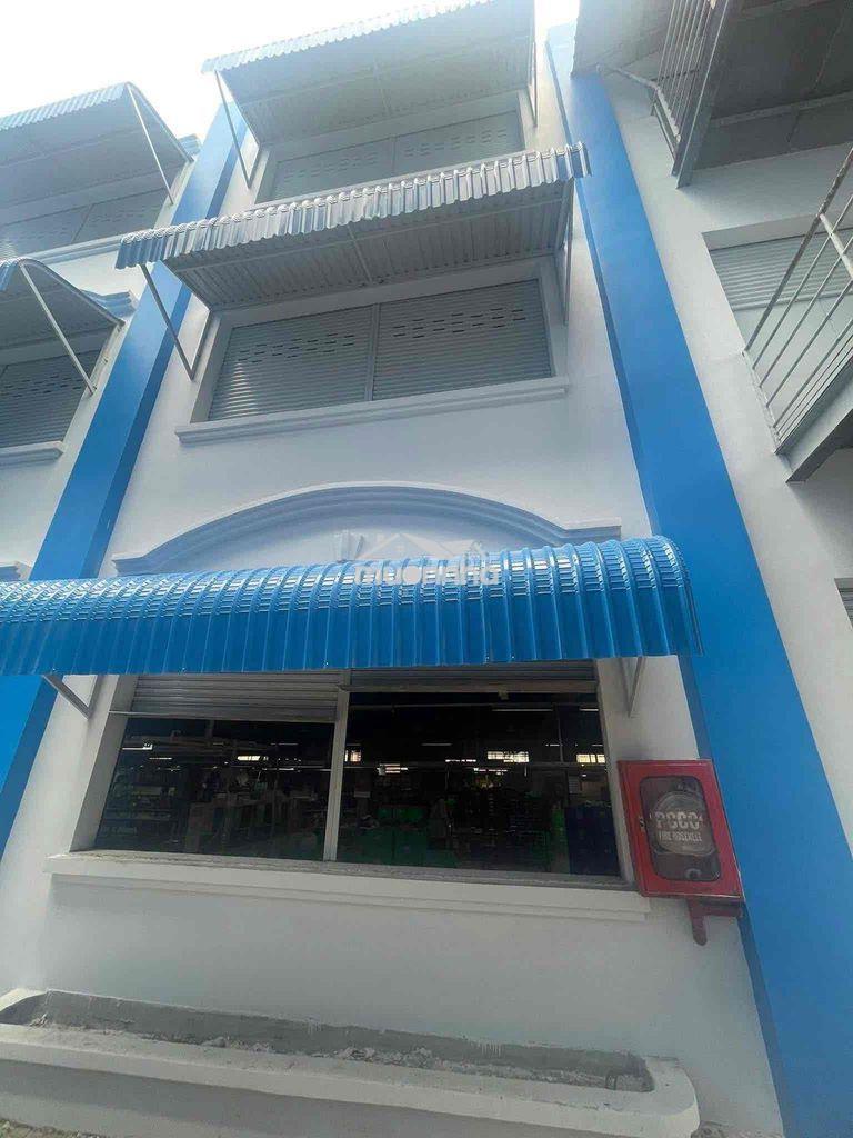 Cho thuê kho xưởng phù hợp sx tại linh trung. pccc đầy đủ, đường cont