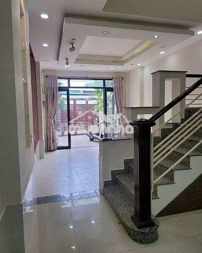 Nhà 1 trệt 2 lầu 4x20m 4 phòng 3 wc hẻm âu dương lân