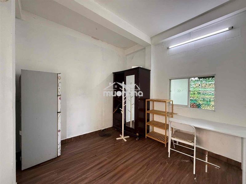 Cho thuê studio cửa sổ ban công ngay chợ bàn cờ quận 3 nội thất cơ bản