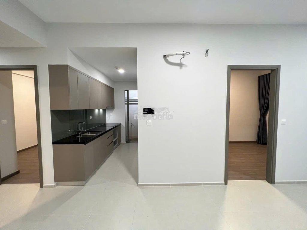 Cho thuê căn 2 căn - giá 6.8tr và 7tr - 2 view khác nhau - view hồ bơi - 2