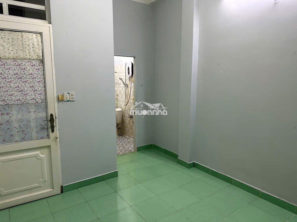 Cho thuê phòng trọ giá rẻ quận 10 - 2