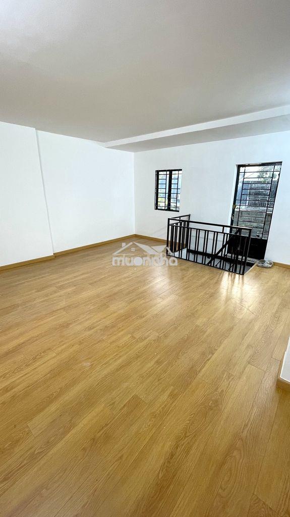 Nhà mới nguyên căn 3 p.ngủ đường số 9 linh tây chỉ 10tr/tháng