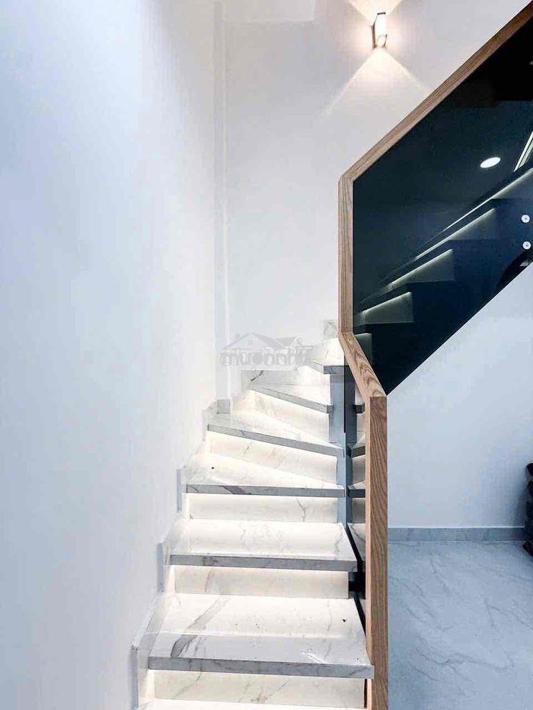 🎋🎋 Nhà mới 198/20 võ văn tần, phường 5, quận 3 - 4.95 tỷ ============ - 2