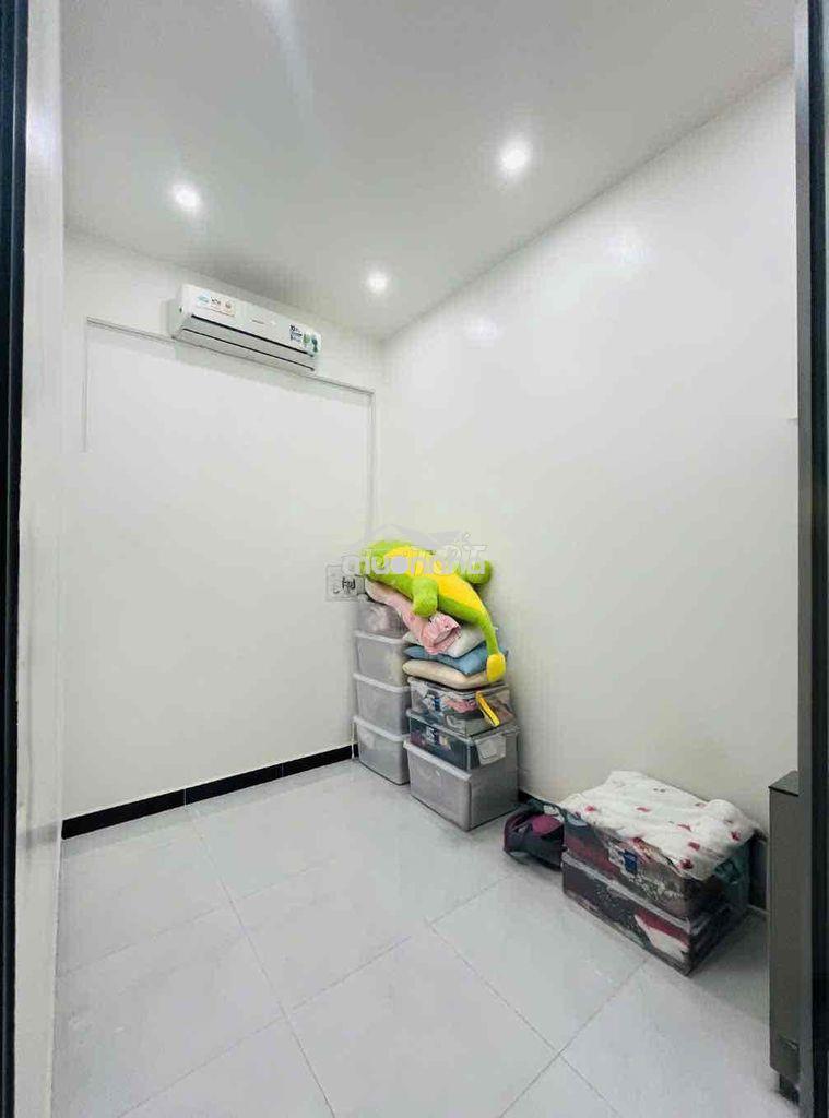 🏠Nhà 2 lầu xây ở kiên cố - đường b12 kdc hưng phú - giá: 5.x tỷ - 4