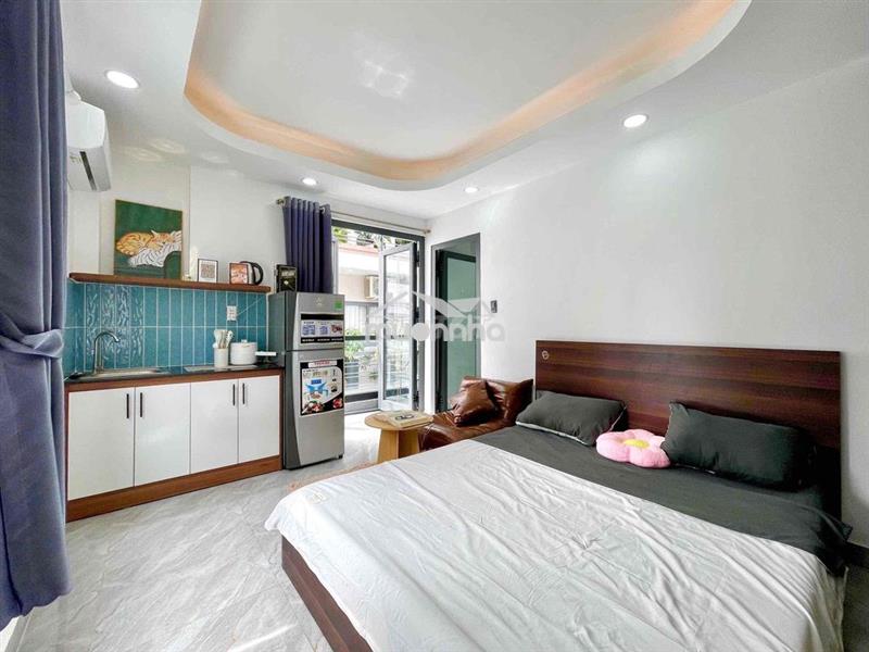 Studio ban công full nội thất mới