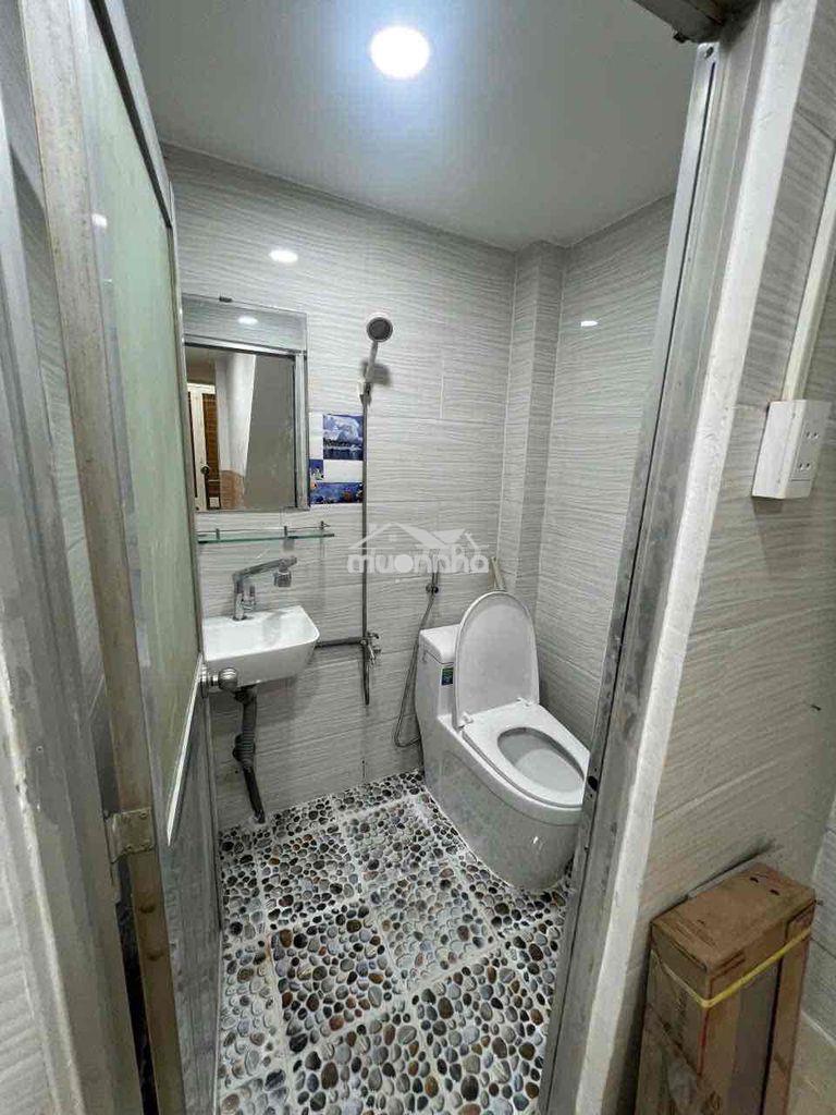 Cho thuê nhà ngõ hẻm 100 trần hưng đạo thông bùi viện - 3