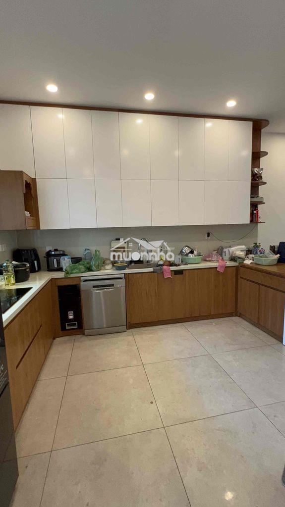 Nhà trệt 3 lầu 240m2, khu bên sông đs27, hẻm xe tải