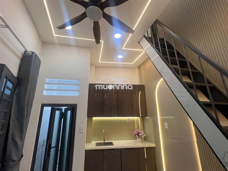 Siêu rẻ!! phùng văn cung (p.7, pn)  3 tầng - sát mặt tiền - chỉ 3.3 tỷ