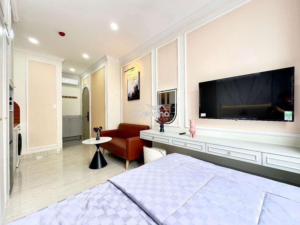 Khai trương căn hộ 35m2 cách mạng tháng 8 - 4