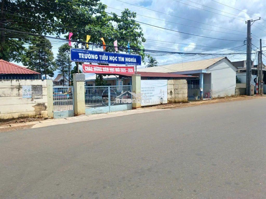 Đất mặt tiền  nhựa lớn_mặt sau ôm suối_đất phường - 2