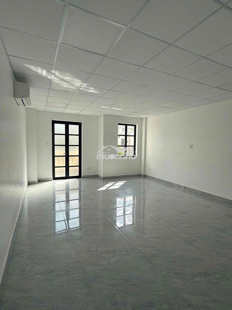 Cho thuê nguyên sàn văn phòng cityland, có thang máy
