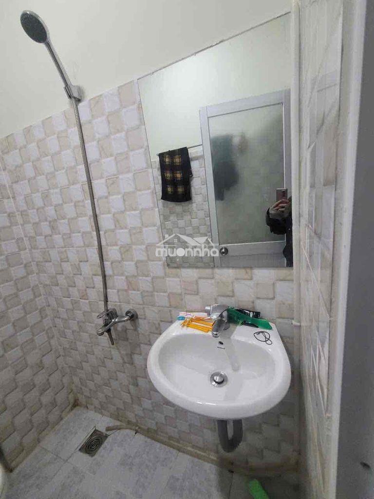 Nhà 4 phòng ngủ, có nội thất, hẻm xe hơi , ngay cầu long kiển - 3