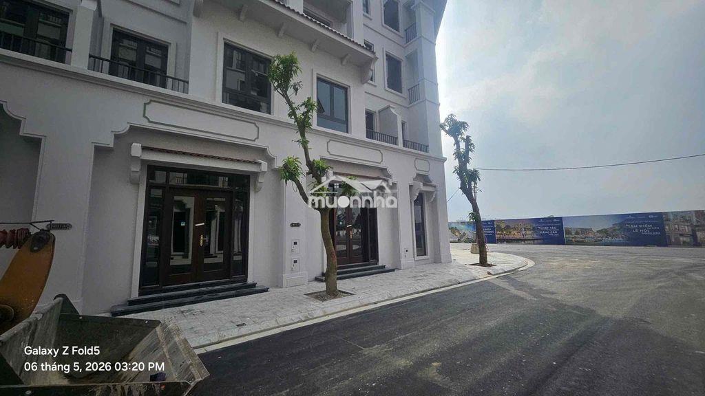 Bán cắt lỗ căn liền kề - vinhomes cổ loa. ---- vị trí nằm kế bên tttm - 4