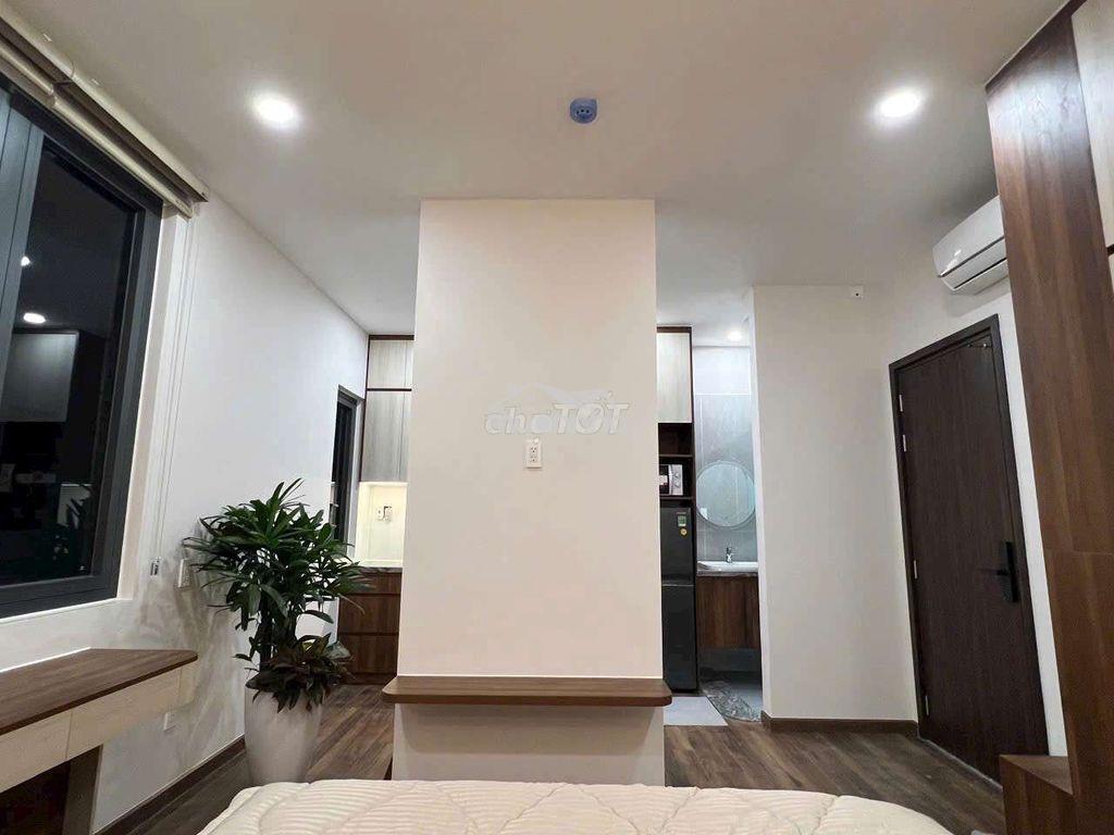 Bán nhà tân hương , tân phú  dt: 5x5m 2 t sổ hồng đủ , giá: 2.4 tỷ tl - 2