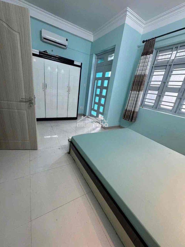 Nhà nguyên căn. 4 tầng. hẻm 2m. hình thật 100%. - 2