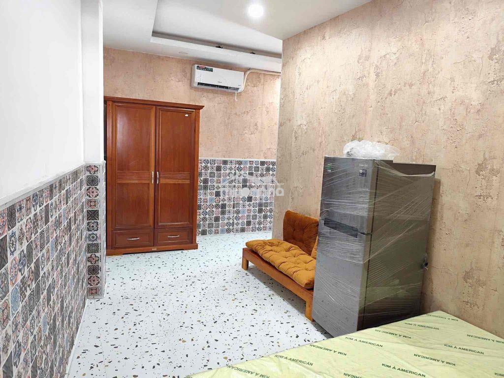 Cho thuê căn hộ mới có thang máy nằm ngay đường phạm văn thuận - 2