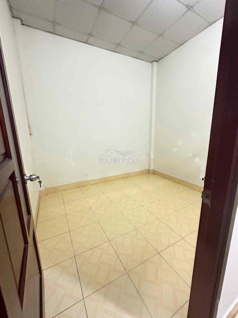 Nhà [ 5 x 14 ] 1 lầu 3pn , 2 tolet,hẻm 5m  ,kênh nước đen - 3