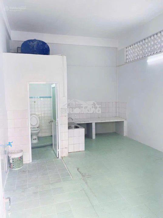 Bán căn hộ chung cư lầu 1 đường hồng bàng, 80m2, 1pn, 1wc - 3