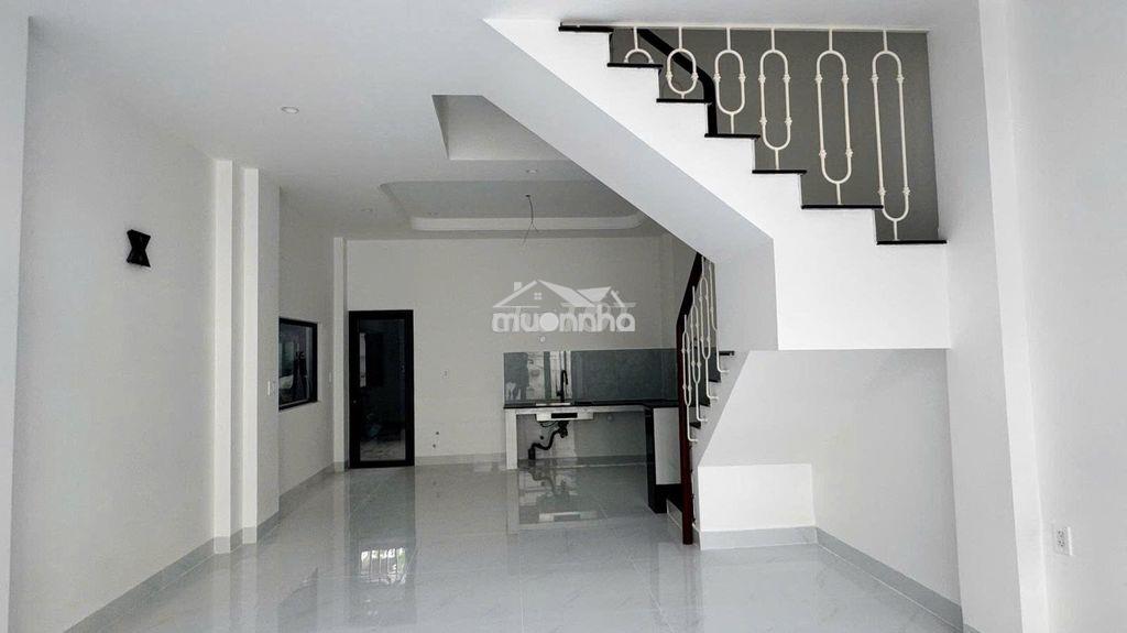 Cho thuê nhà 1 trệt 3 lầu 4pn, 5wc ~ đường số 2, trường thọ - thủ đức - 3