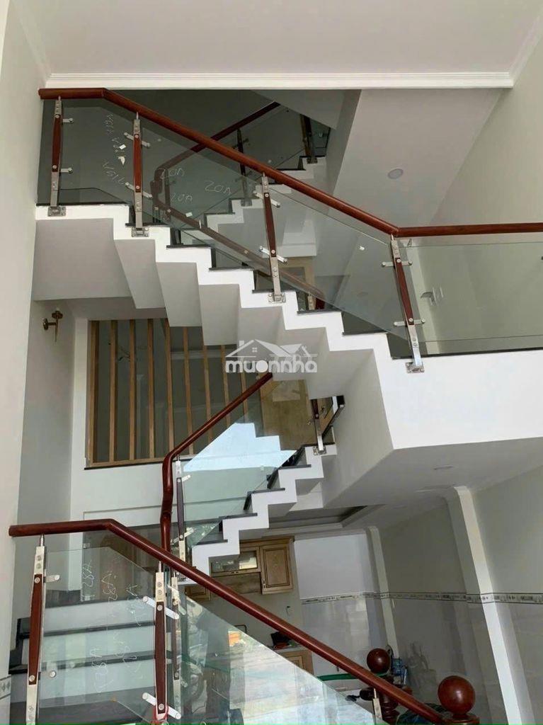 Cho thuê nhà 3.5 tấm khu phân lô đường 18b, f bhha giá 15tr/tháng. - 2
