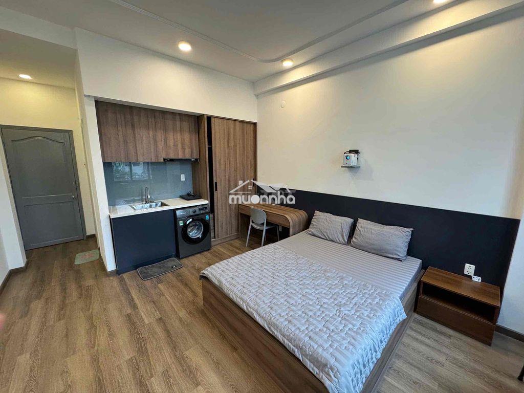Căn hộ full nt ban công ngay xô viết nghệ tĩnh-sát ngã tư hàng xanh,q1 - 4