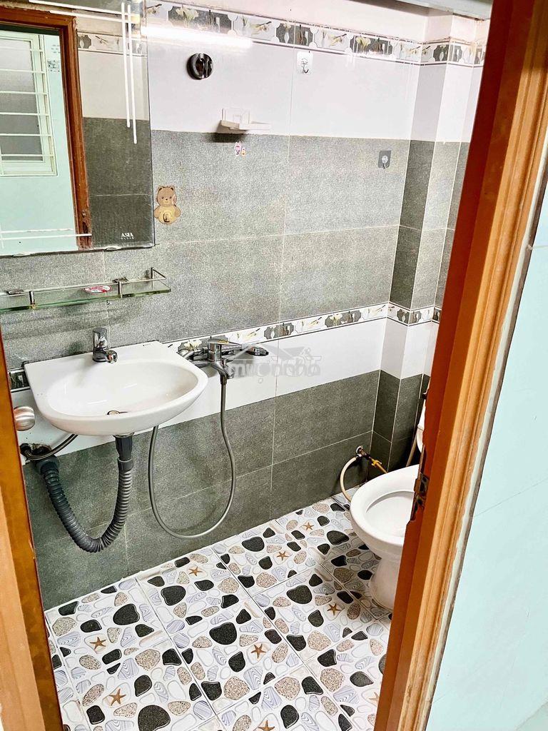 Phòng trọ mới giá rẻ q8 - 4