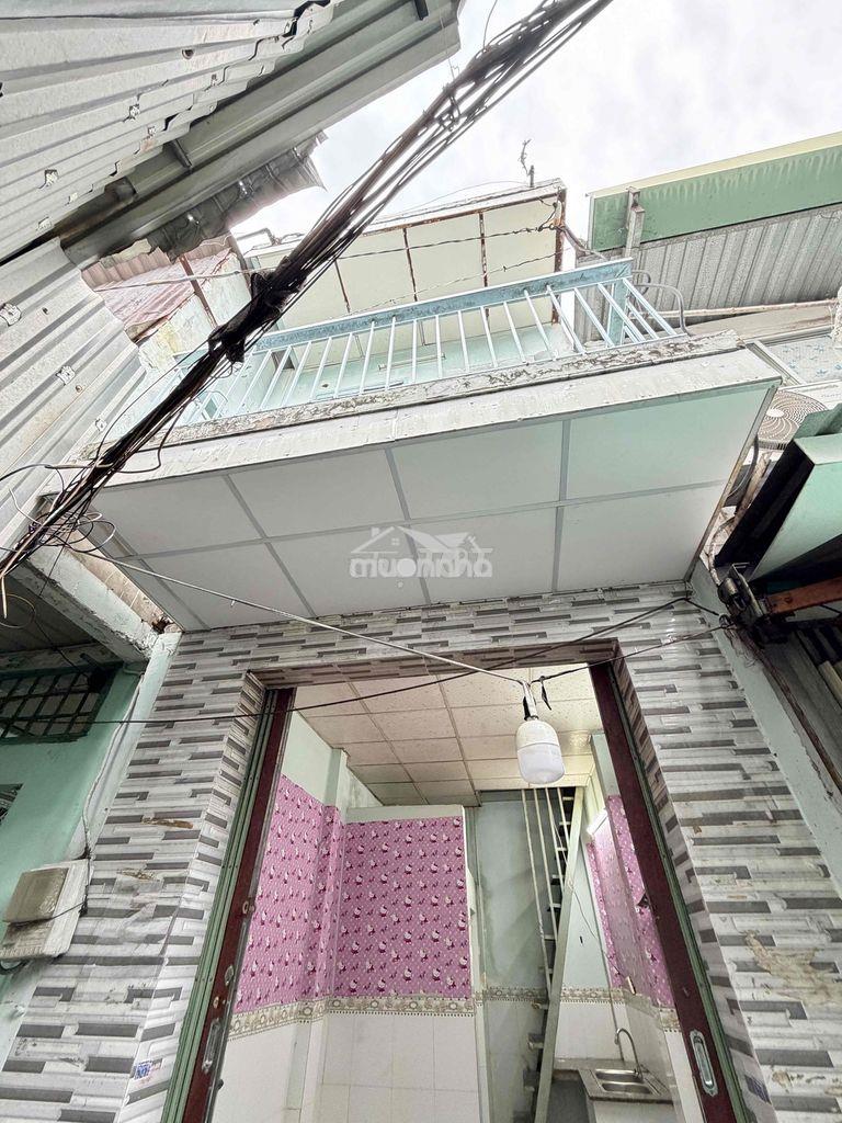 Nhà 3x4m (1lầu đúc - 2wc) hẻm 2,5m thông. 1/ công chúa ngọc hân. q11