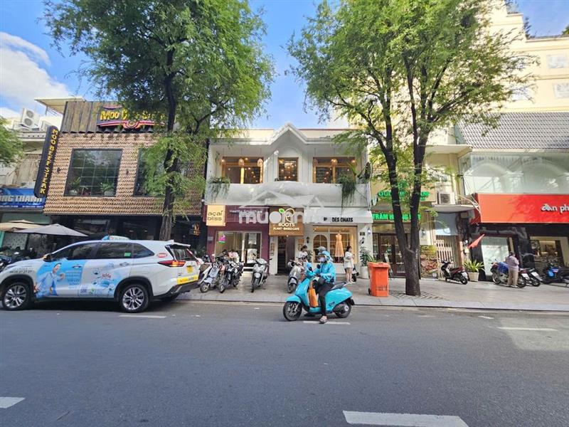 Mt phan bội châu ngang 10m 500m2 ngay chợ bến thành quận 1