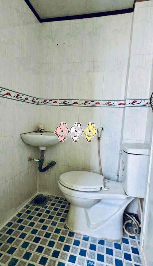 Nhà nhỏ xinh, ngay xvnt hàng xanh giá bình dân, 1 trệt 1 lầu ok - 3