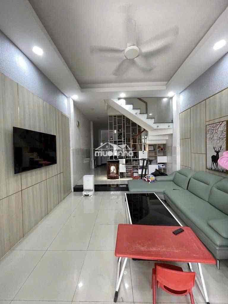 Nhà 1 trệt 2 lầu - đường lê văn việt - hiệp phú q.9 cũ ( gần vincom ) - 2