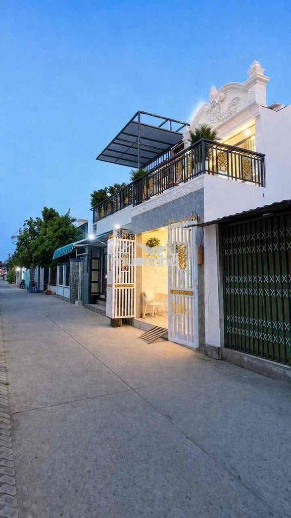 Nhà mat tien hem xe hoi huynh tan phát - 2