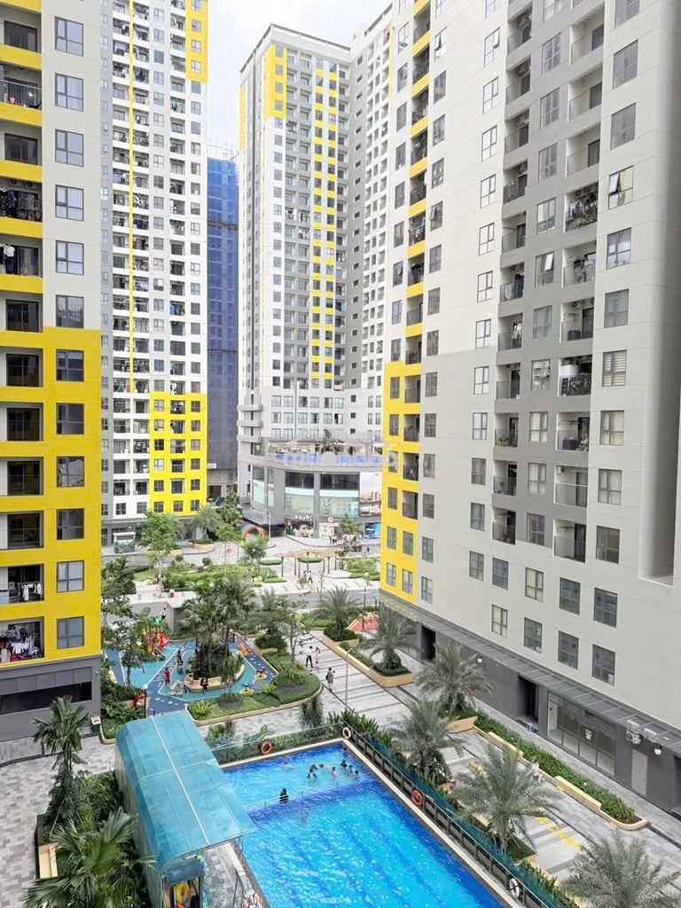 Chung cư 2 phòng ngủ, gần đh ngân hàng, kt luật,nông lâm, ở được 4 ng