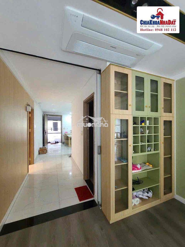 Cho thuê sky villa diamond celadon city tân phú - 160m² full nt bao ph