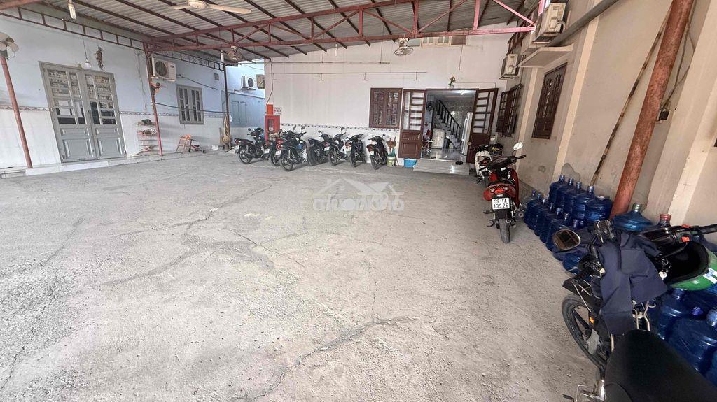 📣 Bán đất diện tích lớn .có sẵn nhà & thu nhập cho thuê    • - 4