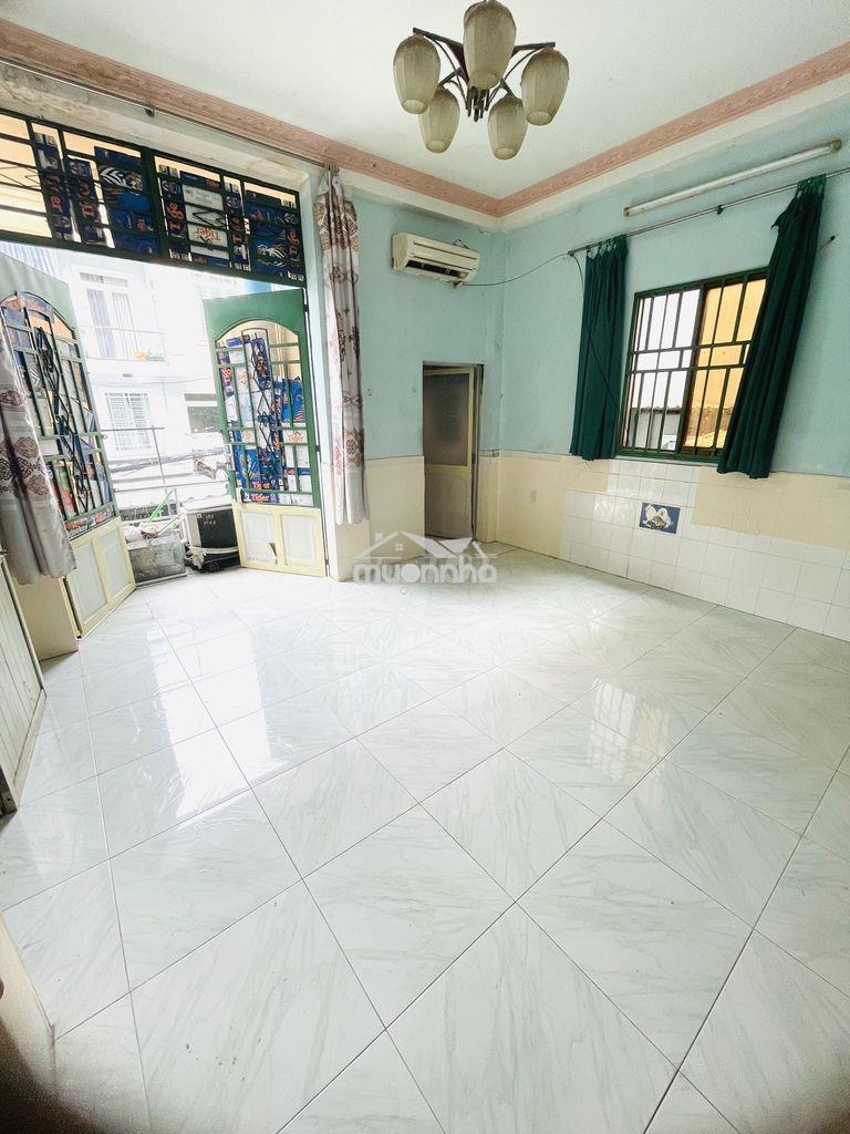 Cho thuê phòng ban công cửa sổ có sẵn máy lạnh đường cao lỗ quận 8 - 3