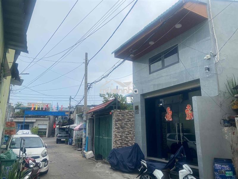 Bán nhà 2 tầng. 100m2. ngang 5m. hẻm oto. tại tân thới nhất. quận 12