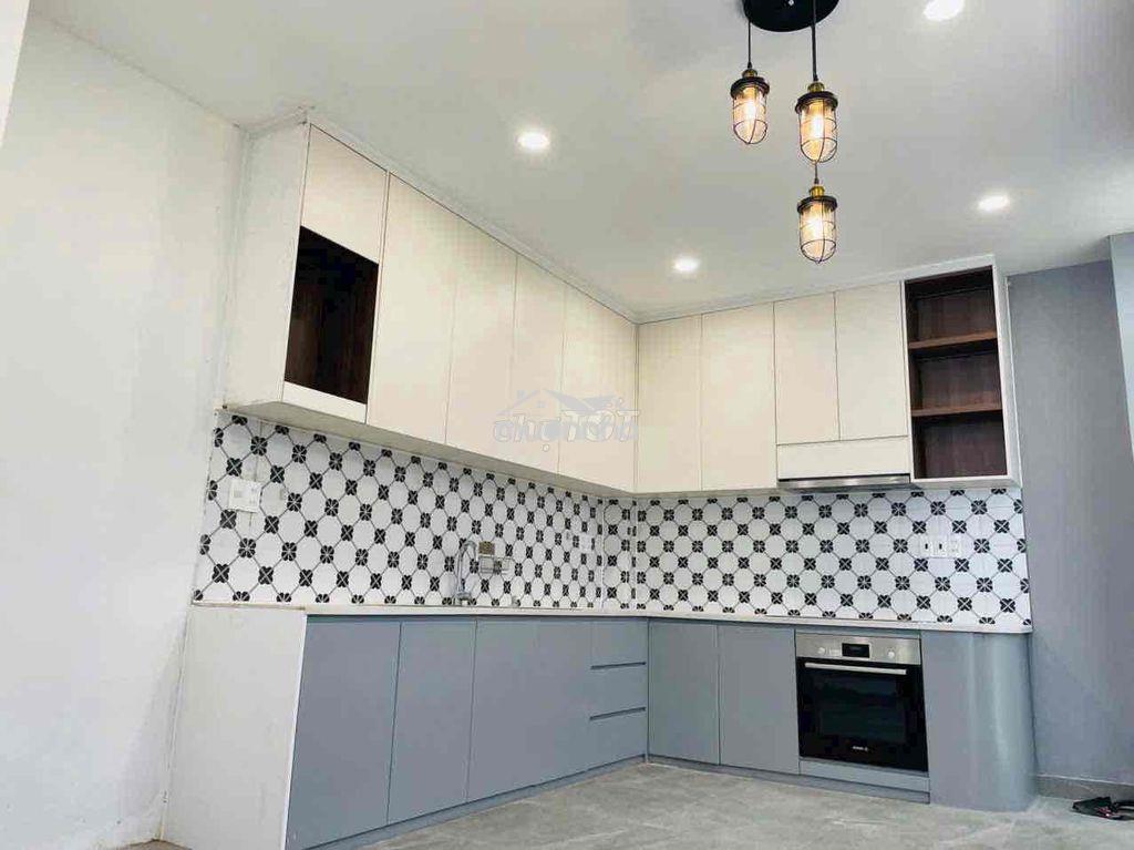 Cho thuê nhà mới 100% góc 2 mặt hẻm đón ánh nắng mặt trời - 2