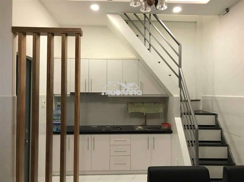 🏠🏠 Cho thuê nhà đẹp hẻm ba gác đường vĩnh viễn, q10
- dt :
