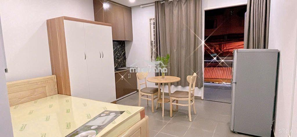 Phòng trọ số 1 đường d10, full nội thất, ban công rộng, giá 5tr/th. - 2
